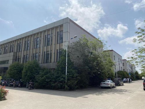 常州市一家服裝廠整體被拍賣,被一家建筑公司2433萬買下